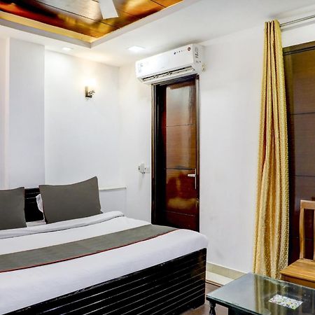 Collection O R S Villa Near Lotus Temple New Delhi Exterior foto